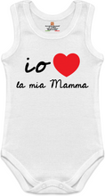 Carica l'immagine nel visualizzatore di Gallery, body neonato cotone smanicato con frase io amo la mia mamma