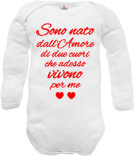 Carica l&#39;immagine nel visualizzatore di Gallery, Body neonato frase sono nato dall&#39;amore di due cuori che adesso vivono per me
